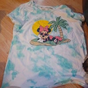 Disney Minnie mouse shirt